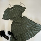 Гарна фактурна сукня