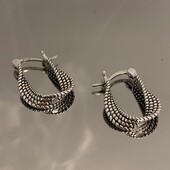 Оригинальные серёжки.стильные серьги.бижутерия.одни на выбор.