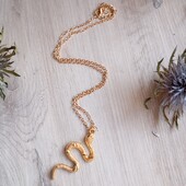 Ланцюжок зі змією. колір на вибір