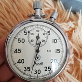 Часы секундомер новые