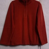 Яркая женская флиска с карманами