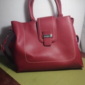 Сумка червона, ньюанс