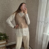 Класна, актуальна безрукавка ✨