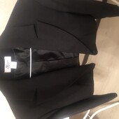 Укороченний піджак чорний S