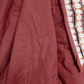 Красива, якісна, котонова ковдра на синтапоні, із Америки. Розмір 2.03 х 1.54 см.