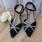 New Look туфлі замша зі стразами 40 розмір