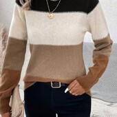 Теплый женский свитер