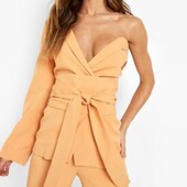 Boohoo uk12 новий ефектний блейзер на одне плече
