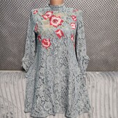 Шикарное кружевное платье с вышивкой, р.36/38(евро)