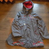 Деми куртка-плащ на девочку,состояние очень хорошее