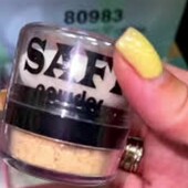 Новая пудра со спонжем и зеркалом