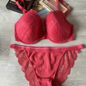 Красивый бюстгальтер 75f и трусы