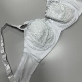 358. Бюстгальтер мереживний 80D