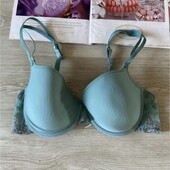 Красивый бюстгальтер 75c