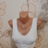 Бюстгальтер топ підійде для підлітків