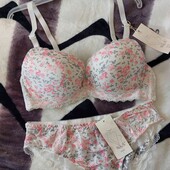 Комплект жіночої білизни 
