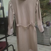 Трикотажное платье с поясом