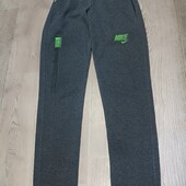 Спортивні штани Nike S