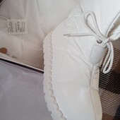 Жіночі чоботи; зима; р. 38( довжина уст. 24,5 см).