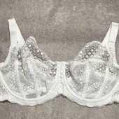 Невероятно красивый, нежный бюстик 90 D