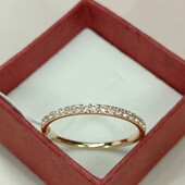 Нежное кольцо с дорожкой фианитов. Размер 19. Позолота 585 пробы 18К.
