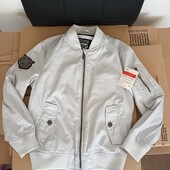 Куртка -бомбер 128 р