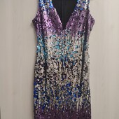 Святкова сукня у паєтках