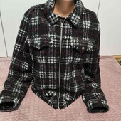 жіноча вітровка