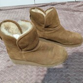 вуги жіночі розмір 40 по стелькі 24 см 