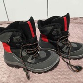 дитячі ботинки демісезон розмір37 по стелькі 23 см