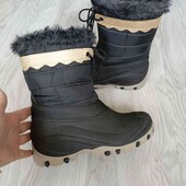 непромокаемые теплые сапожки цвет черный с меховой опушкой размер евро 36