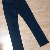 Шикарні котонові штани на підлітка у відмінному стані р.38 (не секонд).