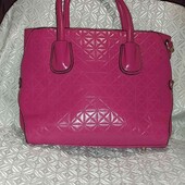 Сумочка в очень хорошем состоянии. Описание, замеры.