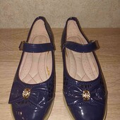 Туфлі на дівчинку розмір 34 