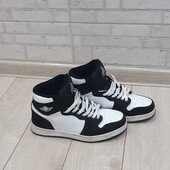 Зимові кросівки 40 розмір