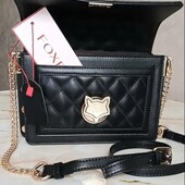 Шкіряна сумочка бренду Foxer