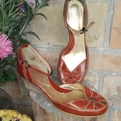 Босоніжки Next, натуральна шкіра, 25.5 см, нюанс