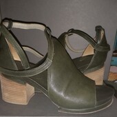 Фірмові босоніжки від ixos на 37розмір!!!