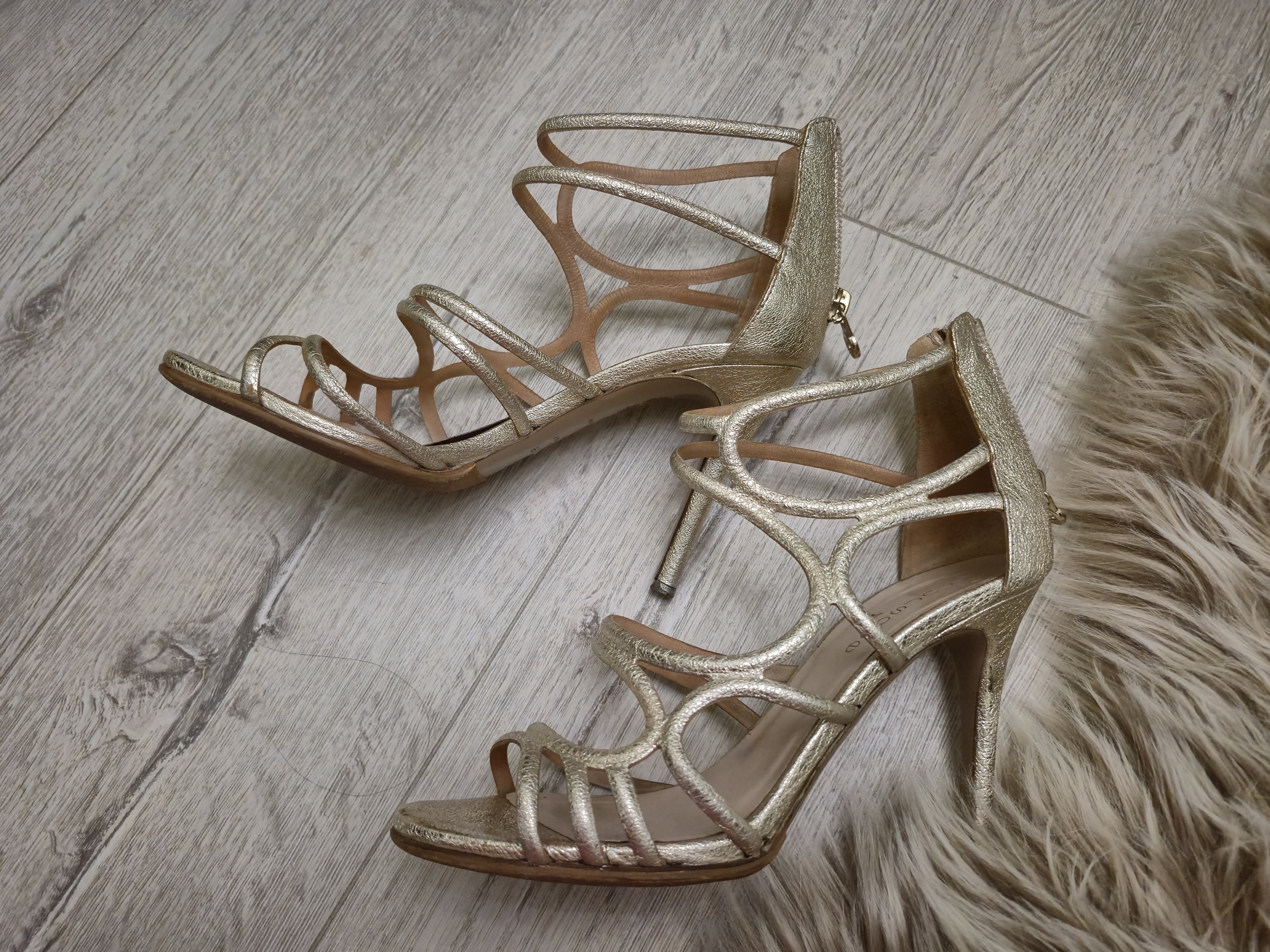 Босоніжки натуральна шкіра