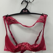 951. Бюстгальтер мереживний 75B