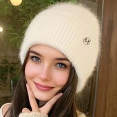 Зимова утеплена Тепленька м'якенька Шапка білого, сірого, бежево-коричневого кольору