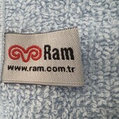 новий махровий рушник