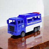 іграшкова машинка інерційна