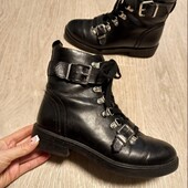 Натуральні шкіряні чобітки Розмір 37