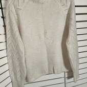 George , M пухнастий светрик з перлами