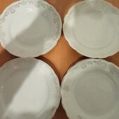 Тарелки 4 шт б/у одним лотом