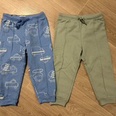Комплект/набір спортивних штанів на хлопчика, р.98 в новому стані