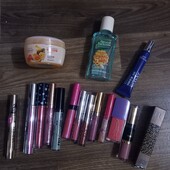 Шикарный лот косметики.16шт.