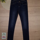 Дитячі стрейчеві джинси 10-11 років Here&There штани для дівчинки стрейчові