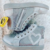 Остання пара 26 р. Черевички для дівчинки Clibee